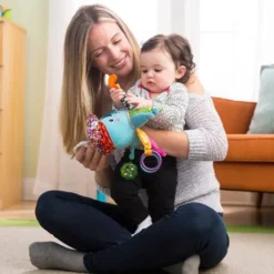 Lamaze Kapteeni Mustekala värikäs vauvan lelu