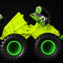 Monster Jam 1:64 Smash & Bash auto - Grave Digger