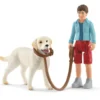 Schleich 42478 Kävelyretki Labradorinnoutajan kanssa